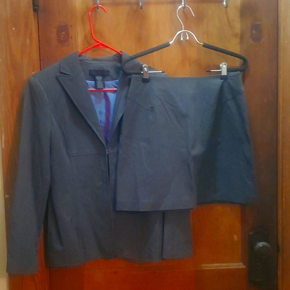 Gray skirt suit